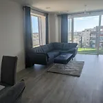 Entire Penthouse 30 Mins To City Center Via Luas