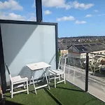 Entire Penthouse 30 Mins To City Center Via Luas